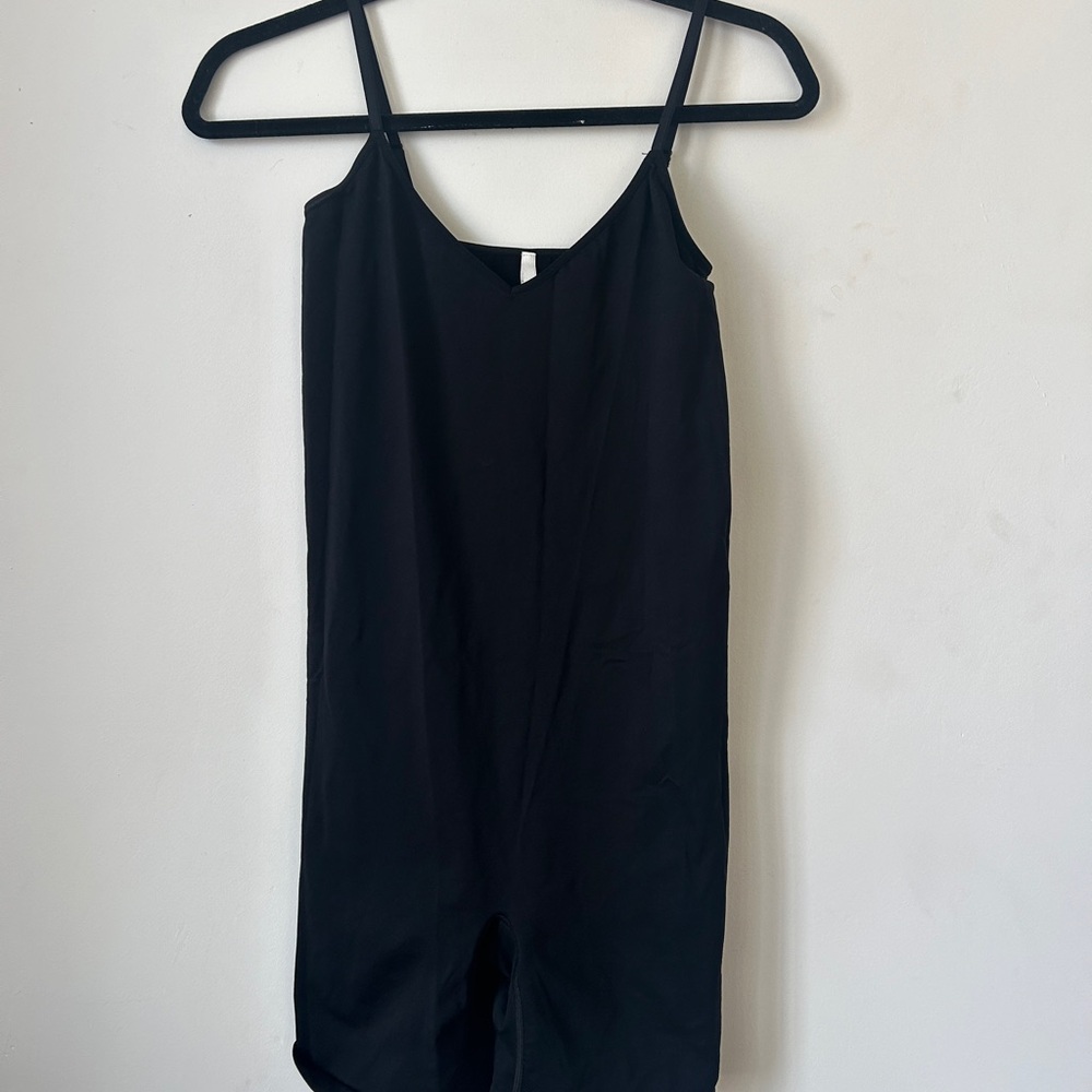 Aritzia Babaton Spaghetti Strap Romper